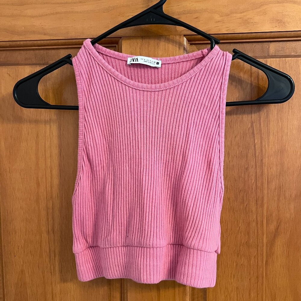 ZARA - NEVER WORN 
Pink Top - Size S